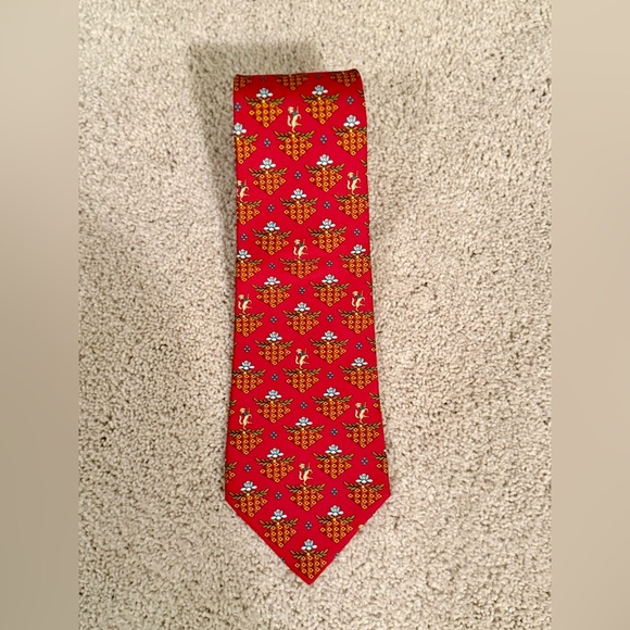 SALVATORE FERRAGAMO 100% Silk Red Horse/Flower Patterned Men’s Neck Tie - Picture 5 of 16